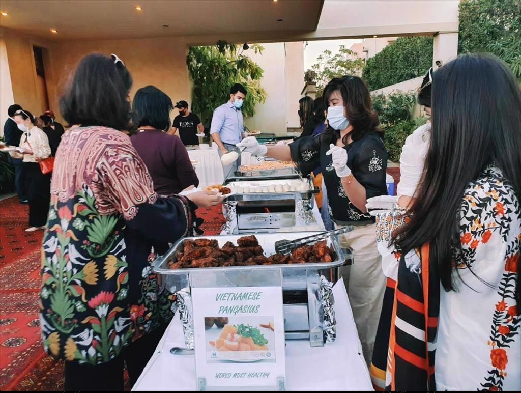 Promoting Vietnamese seafood in Pakistan